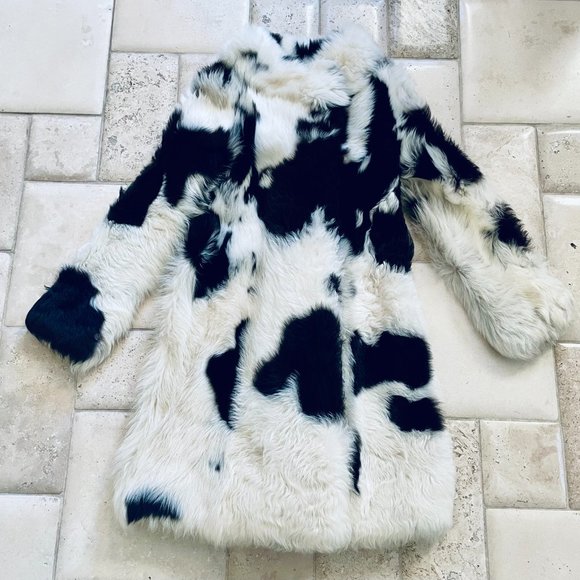 NOT FOR SALE - Spotted/Cow pattern Genuine Sheep Skin Shearing Fur Coat - Picture 7 of 12